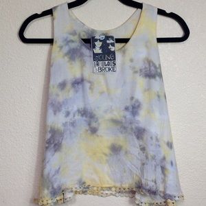 Young fabulous and broke yellow tie-dye size M